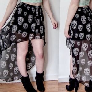 TRENDY SKULL SKIRT